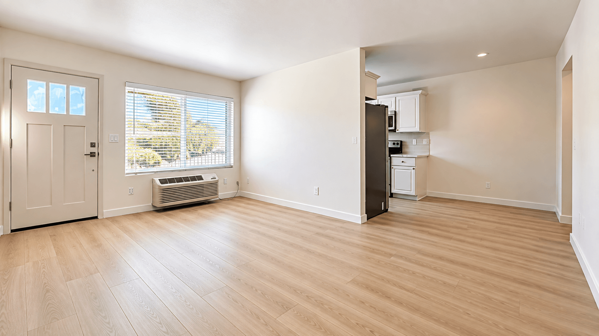 San Diego Apartment: 4414 37th St