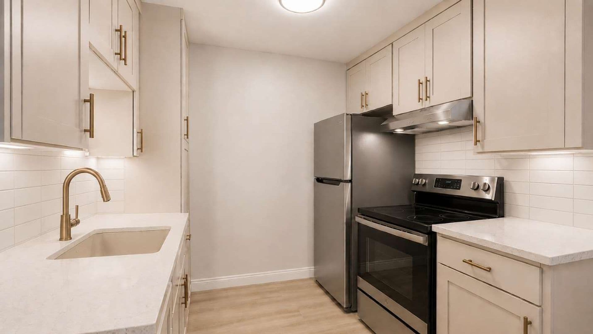 San Diego Apartment: 5005 Diane Ave