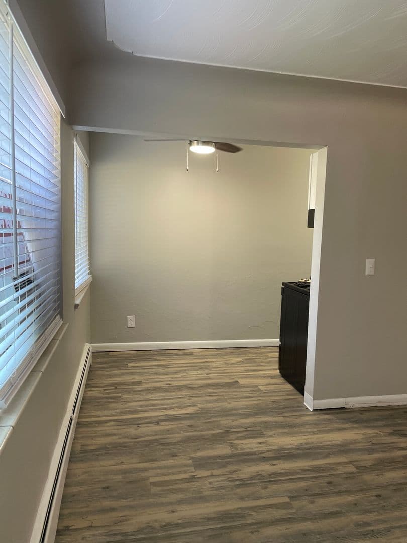 Littleton Apartment: 154 West Powers Circle