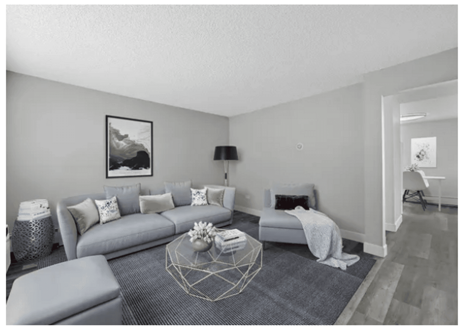 Brighton Apartment: 78 West Walnut St