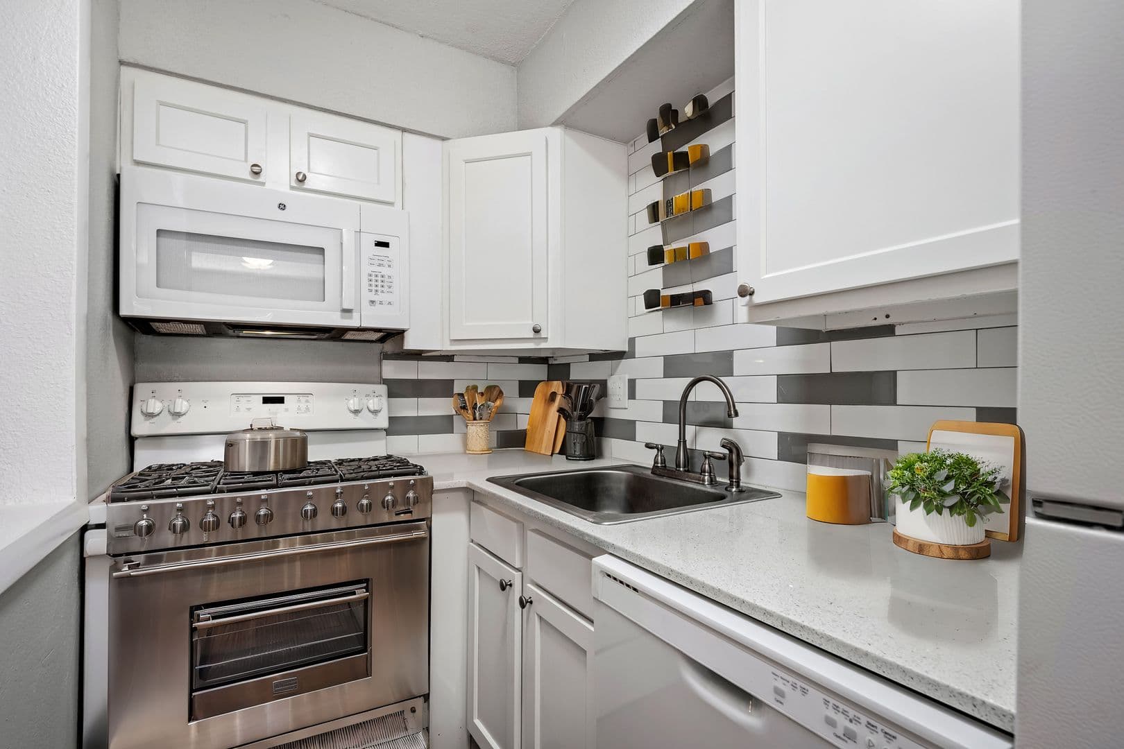 Westminster Apartment: 6980 Stuart St