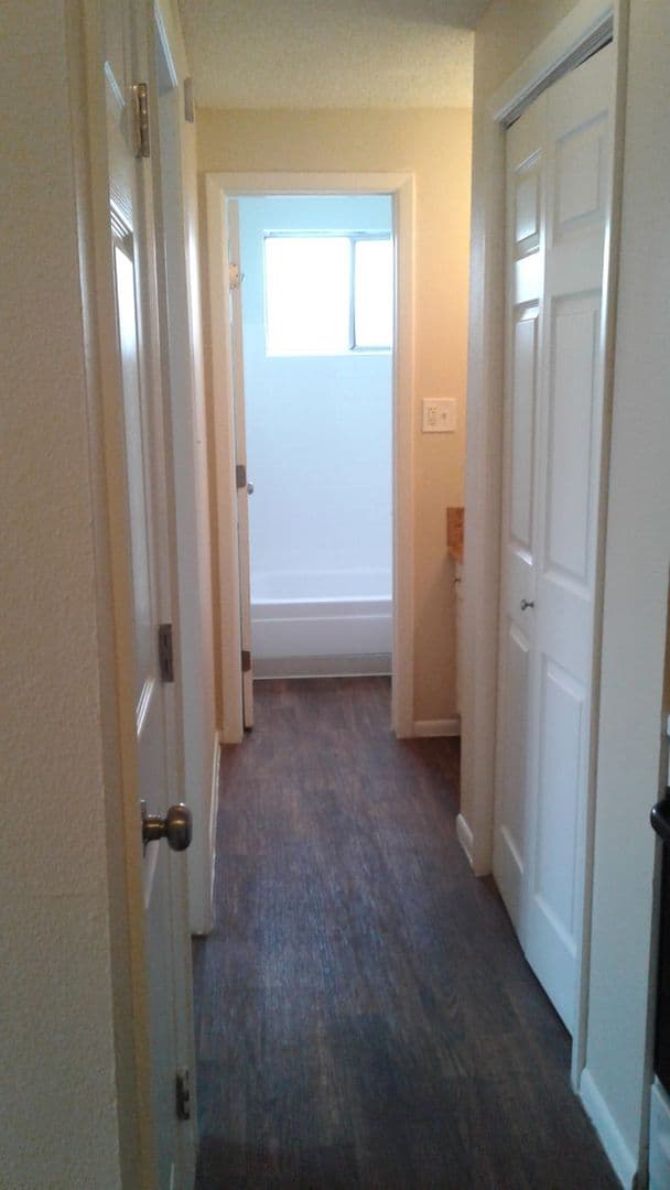 Englewood Apartment: 3425 South Marion St