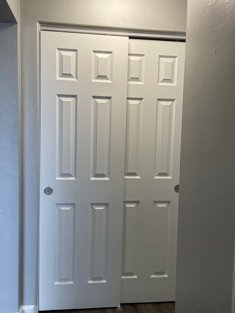 Littleton Apartment: 154 West Powers Circle