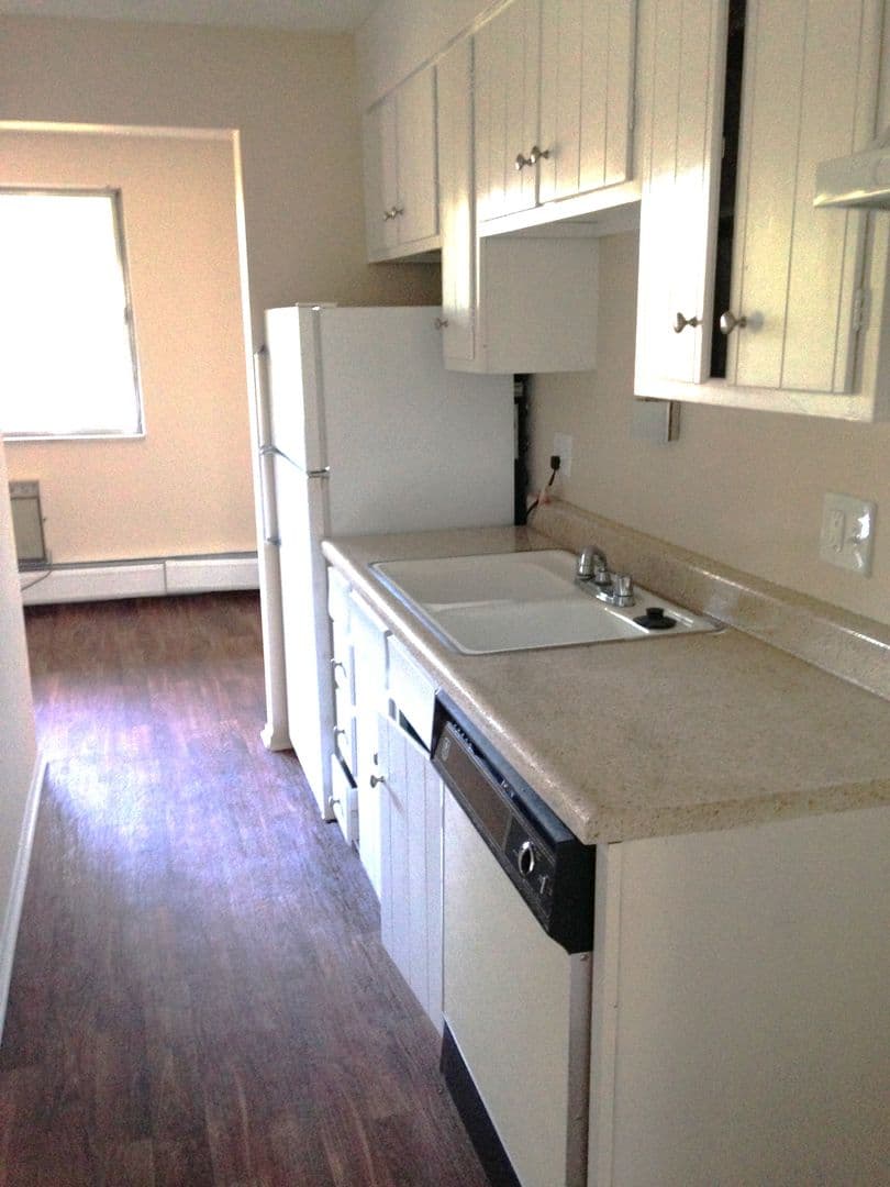 Denver Apartment: 1300 S Birch St