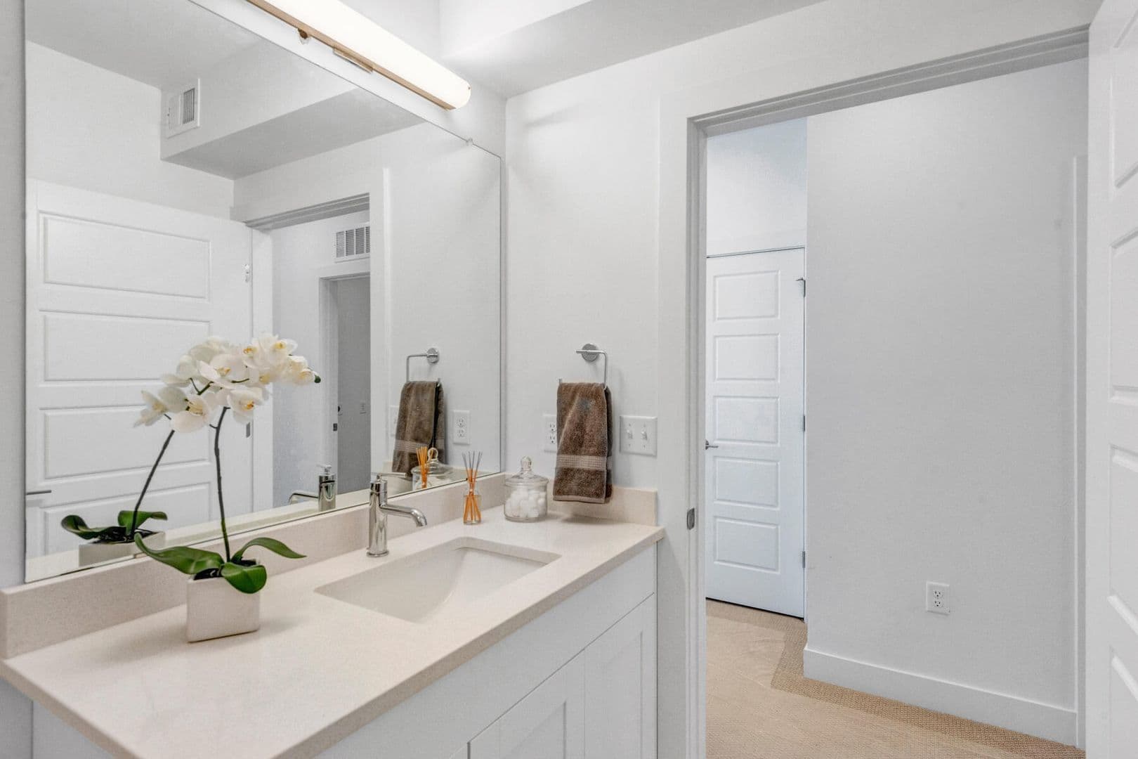 Denver Apartment: 2899 W 52nd Ave
