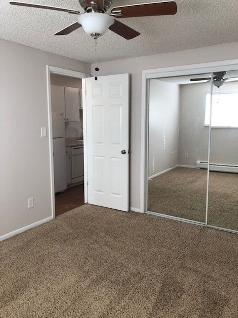 Englewood Apartment: 3575 S Pearl St