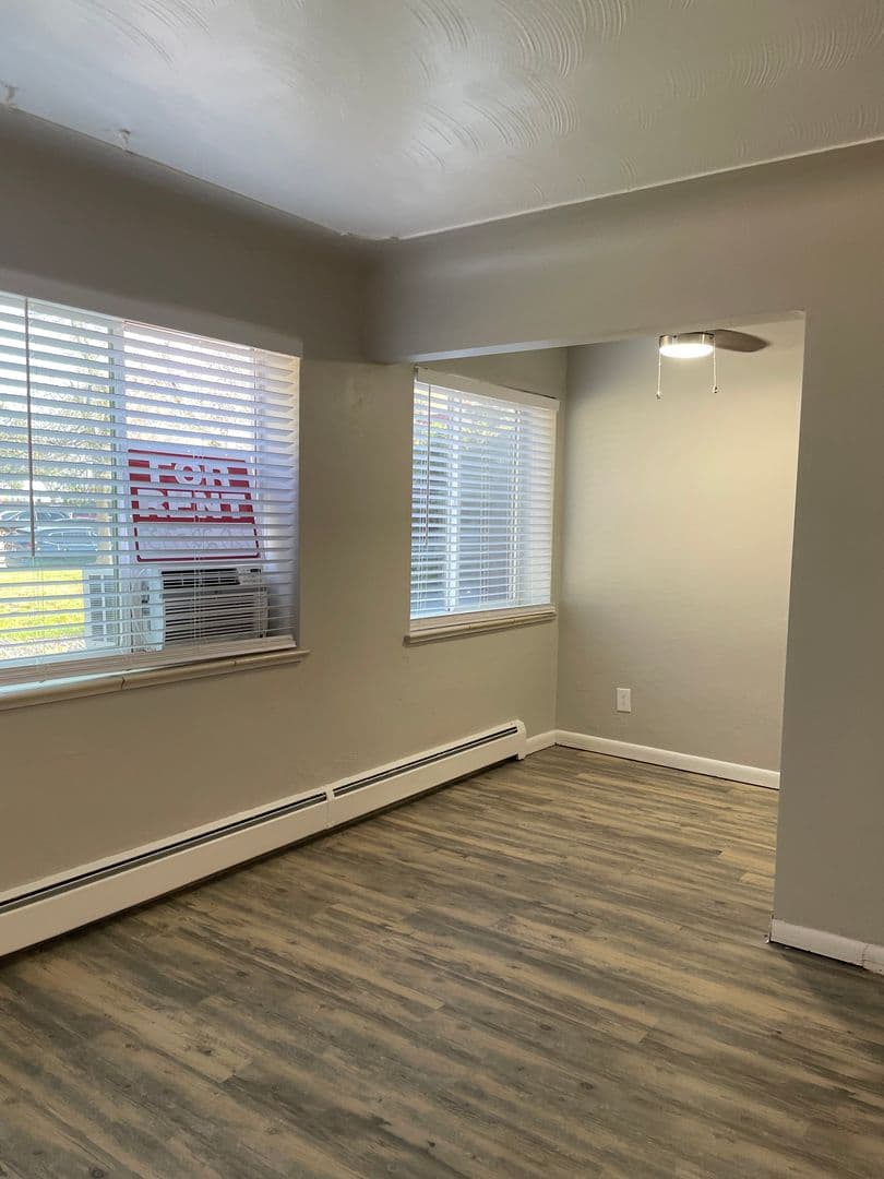 Littleton Apartment: 154 West Powers Circle