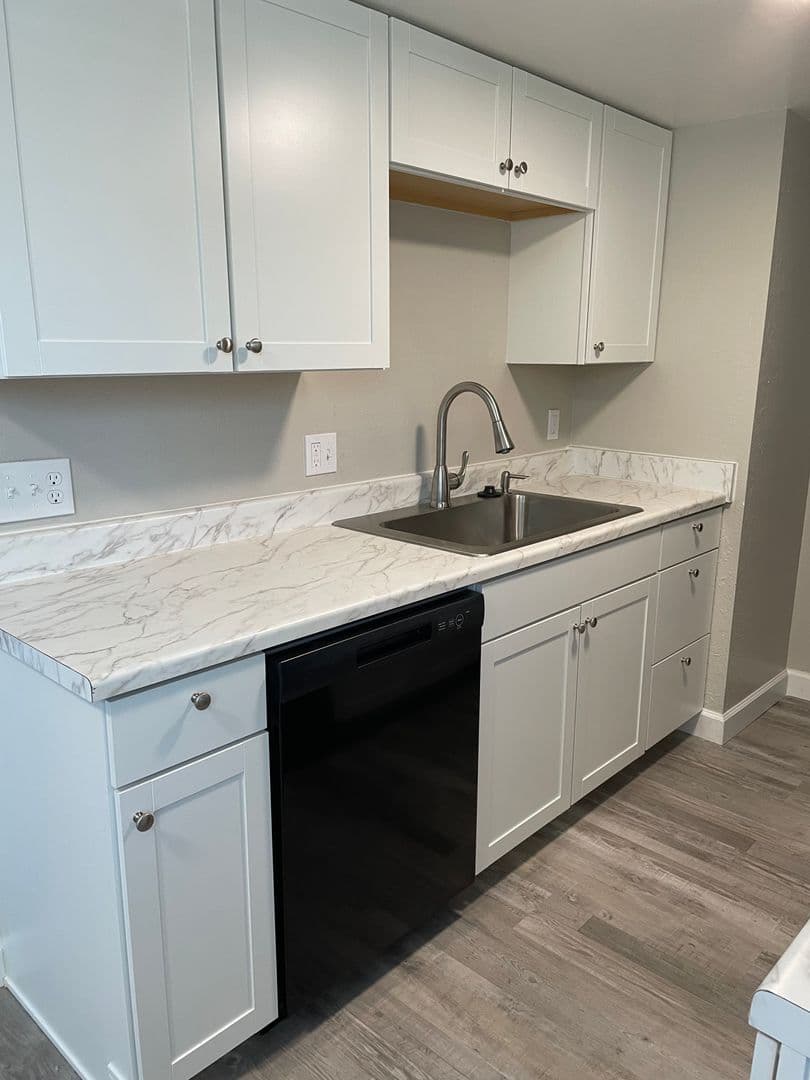 Grand Junction Apartment: 1030 Teller Ave