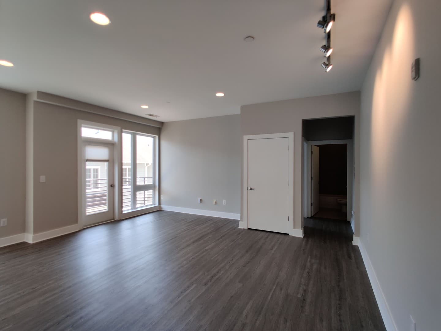 Charlotte House: 2200 Lyndhurst Ave #204 - 2200 Lyndhurst Ave #204