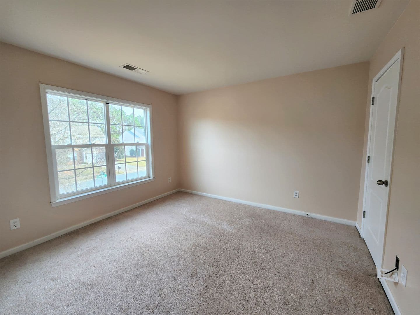 Matthews House: 9618 Chanson Place