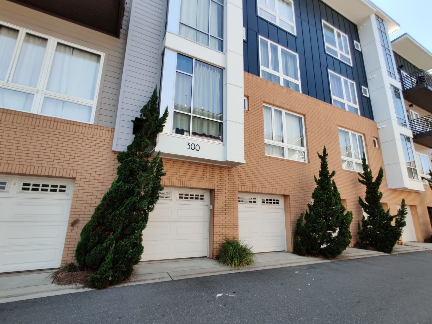 Charlotte House: 2200 Lyndhurst Ave #204 - 2200 Lyndhurst Ave #204