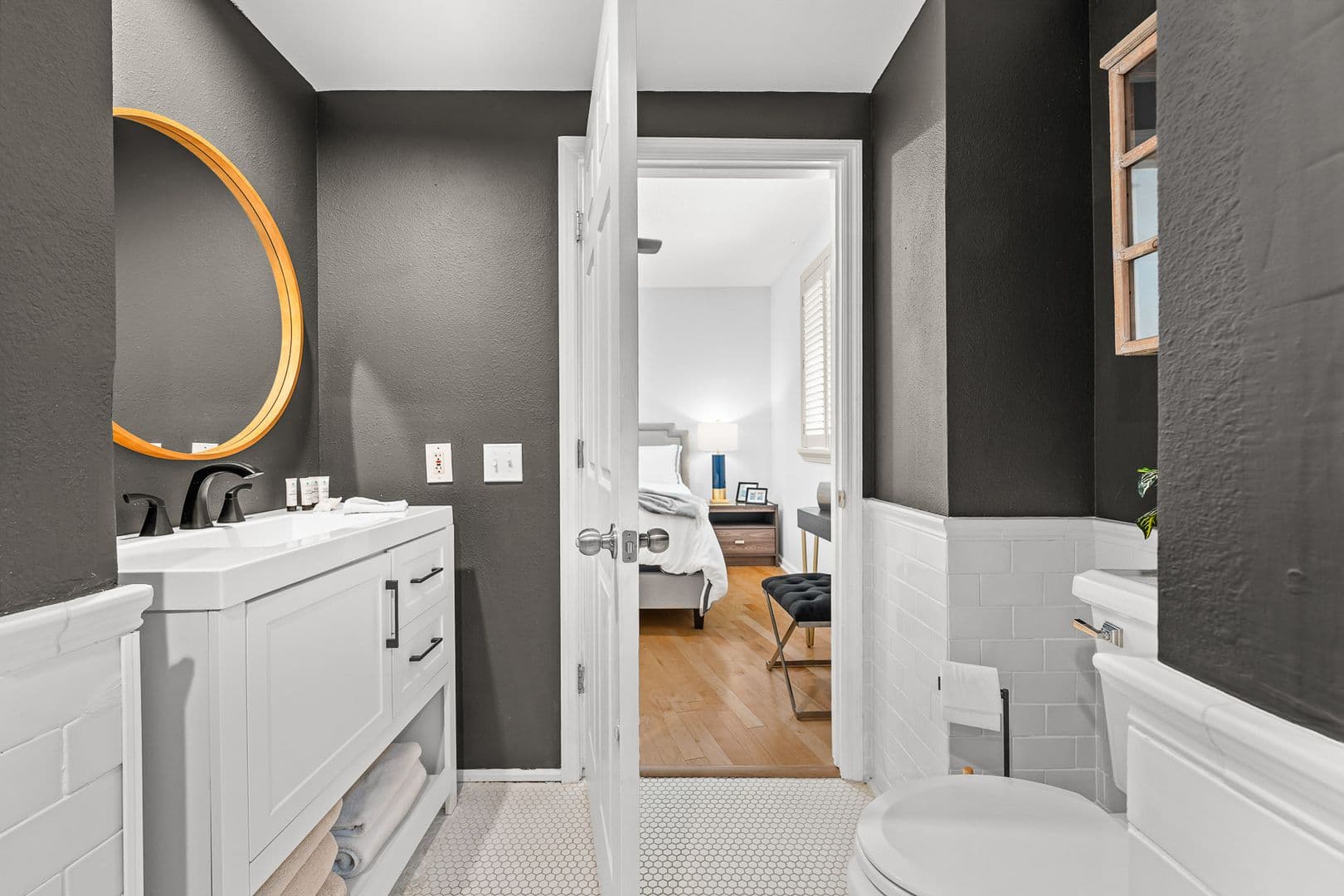 Orlando Condo: 322 E Central Blvd #901