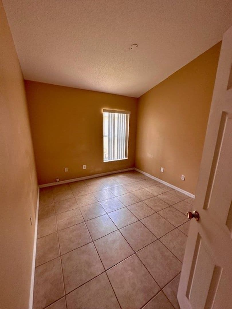 Orlando House: 5118 Hook Hollow Circle