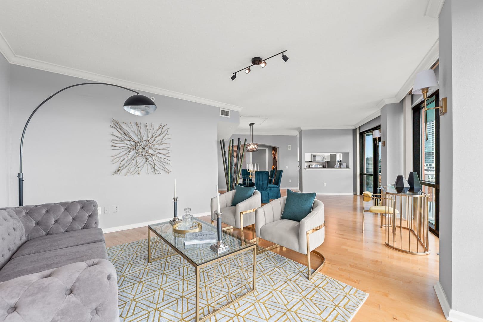 Orlando Condo: 322 E Central Blvd #901