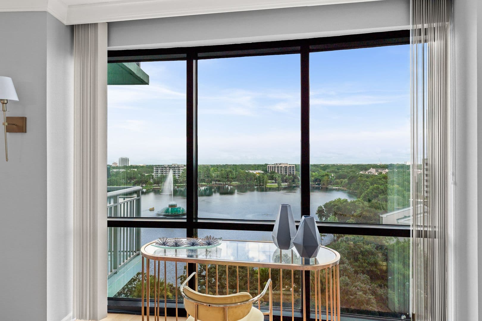 Orlando Condo: 322 E Central Blvd #901