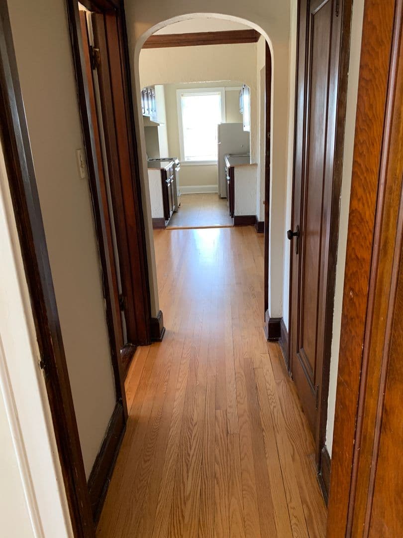Milwaukee Apartment: 3817 N. Humboldt Ave