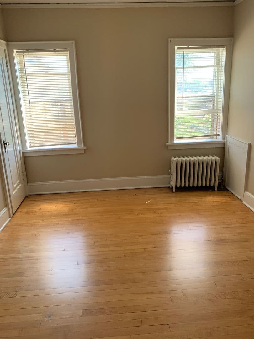 Milwaukee Apartment: 3817 N. Humboldt Ave