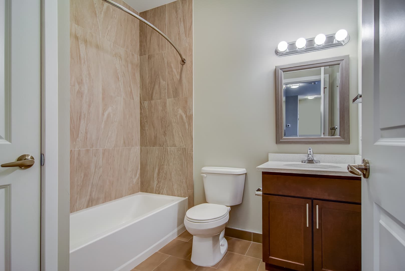 Elizabeth Apartment: 321 South Broad Street