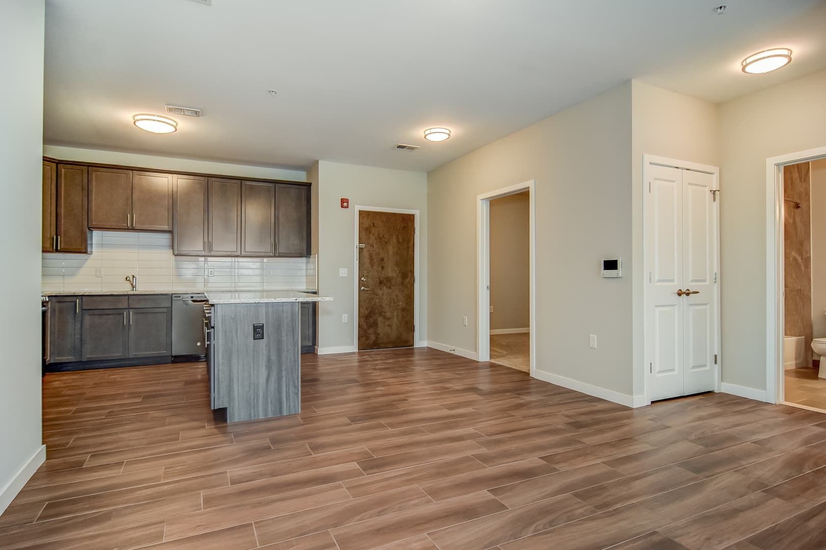 Elizabeth Apartment: 321 South Broad Street