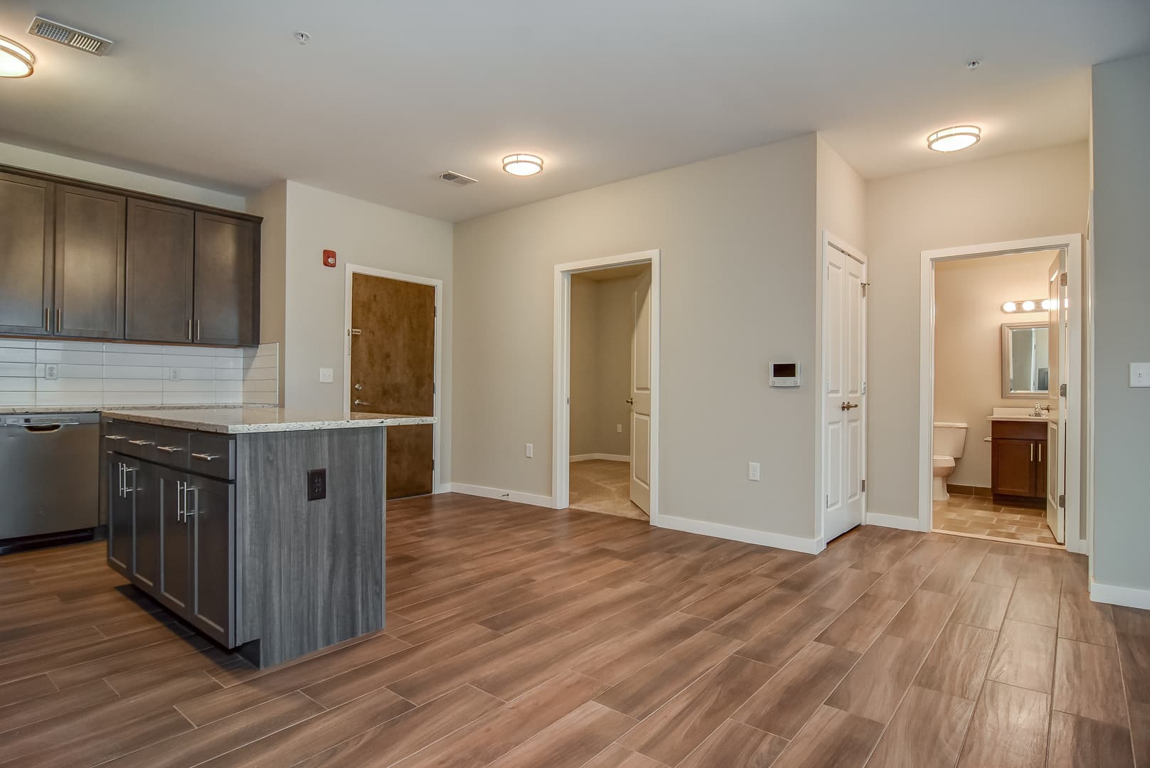 Elizabeth Apartment: 321 South Broad Street