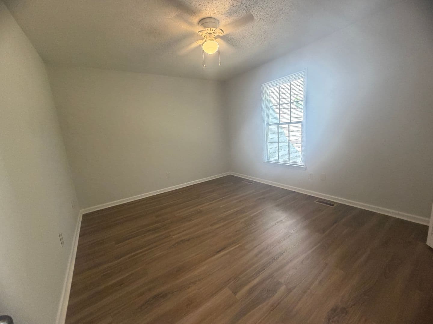 Raleigh Apartment: 4816 Hoyle Dr.