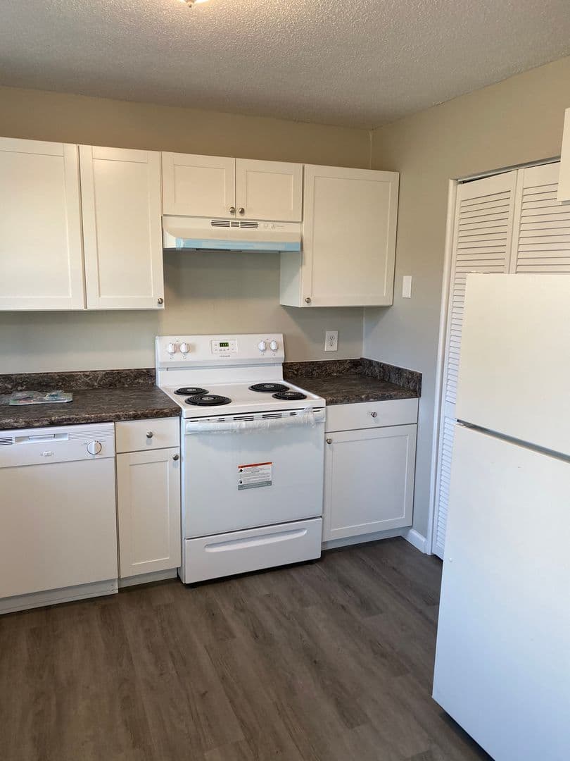 Raleigh Apartment: 4716 Hoyle Drive