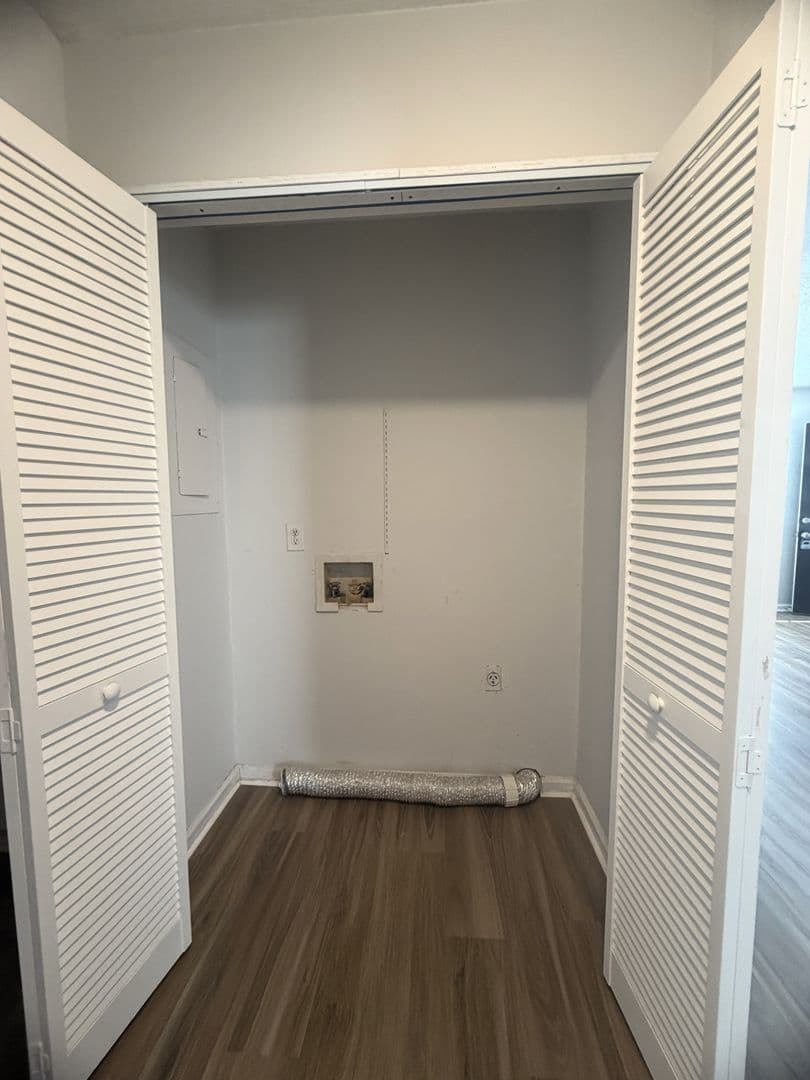 Raleigh Apartment: 4816 Hoyle Dr.