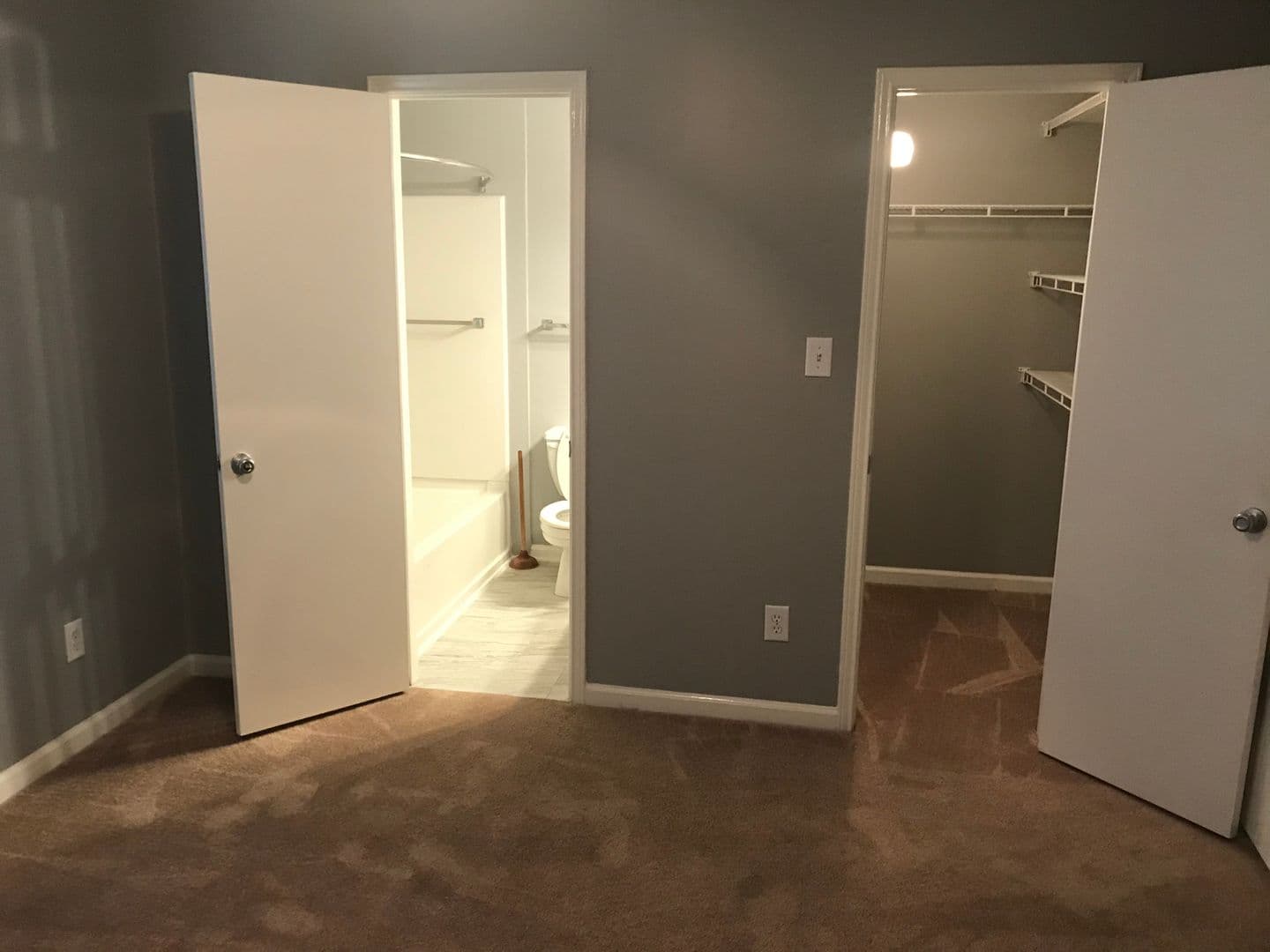 Raleigh Apartment: 1511 Graduate Lane