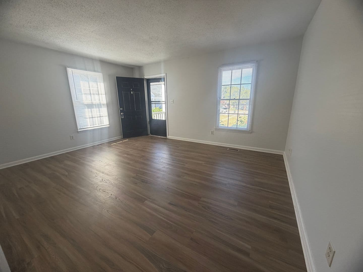 Raleigh Apartment: 4816 Hoyle Dr.