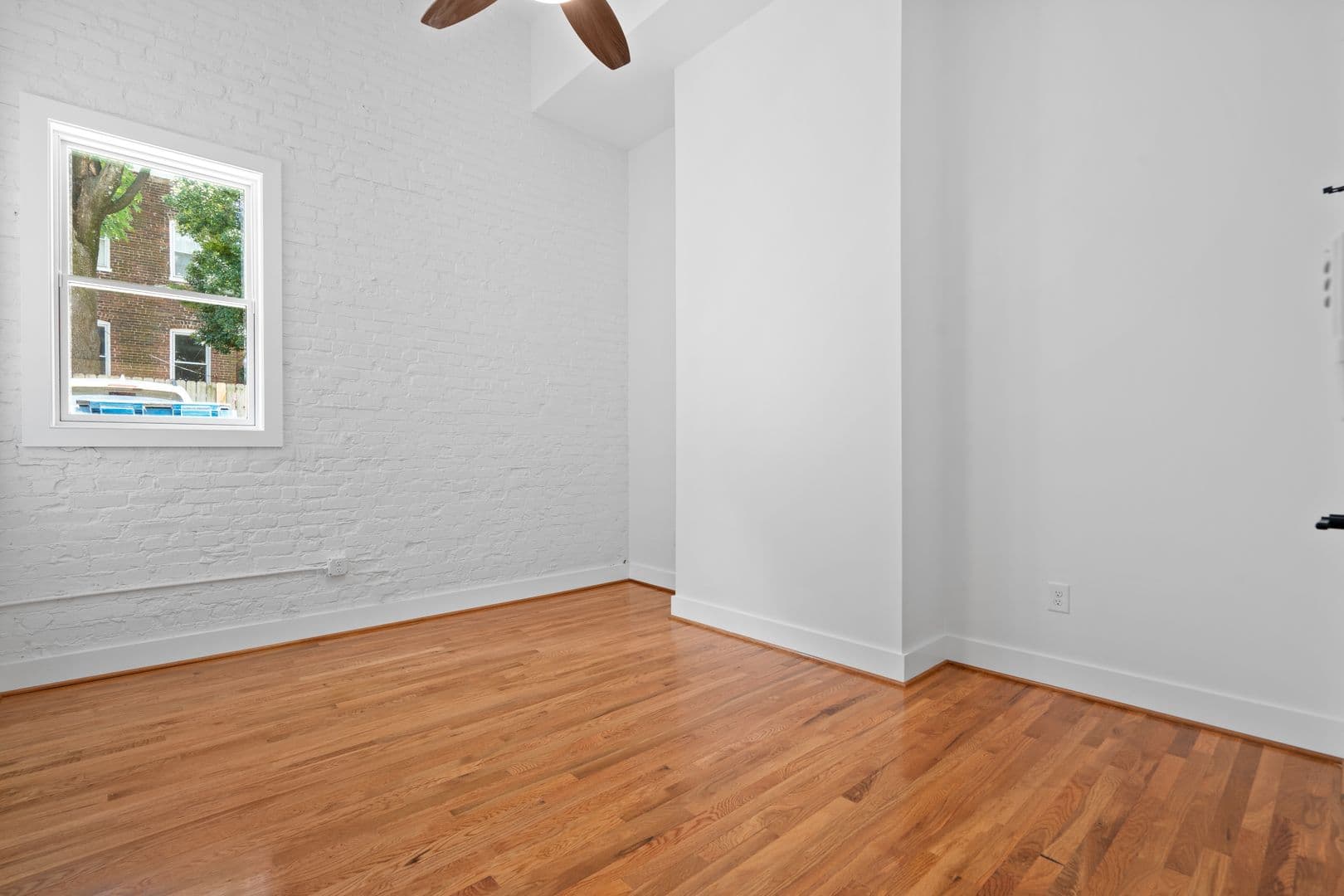 Richmond Apartment: 2033 W Broad St