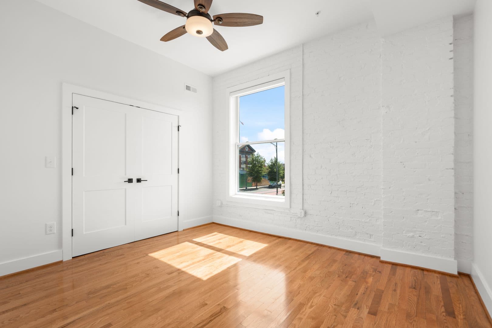 Richmond Apartment: 2033 W Broad St