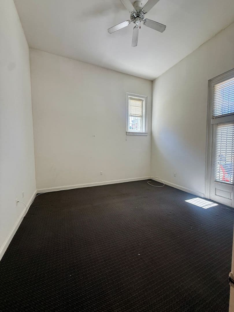 Richmond Apartment: 325 W Broad St