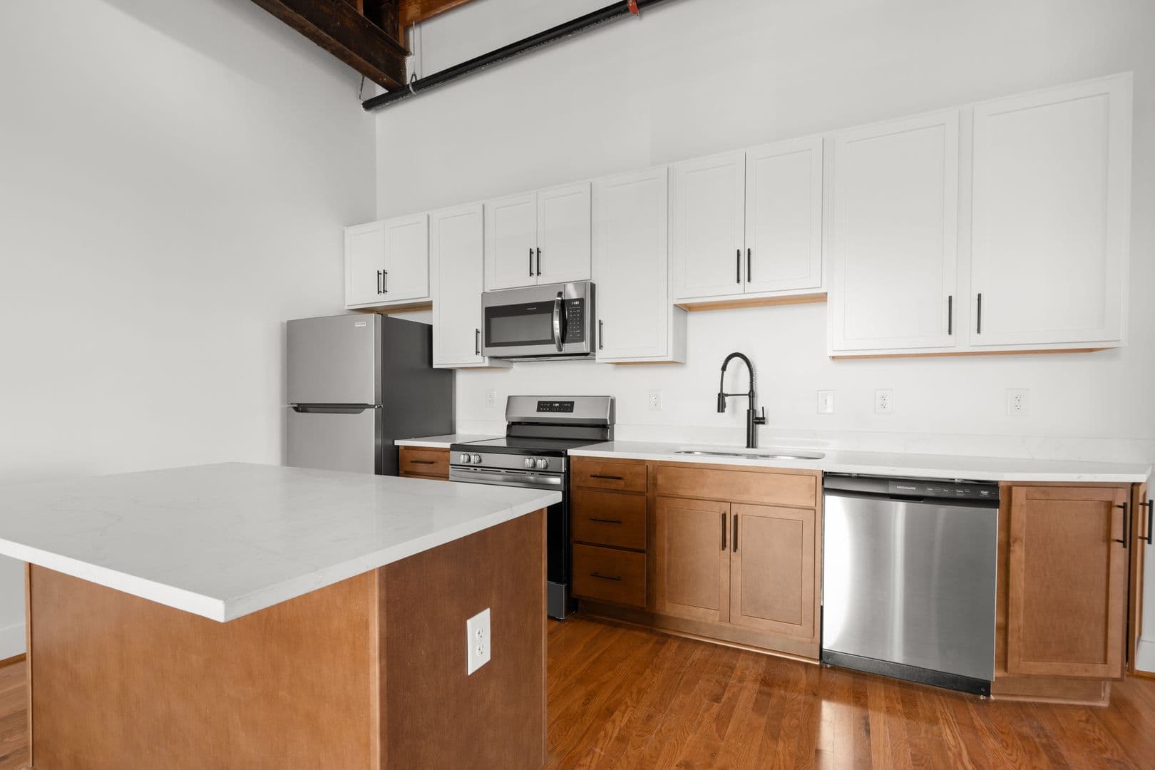 Richmond Apartment: 2033 W Broad St