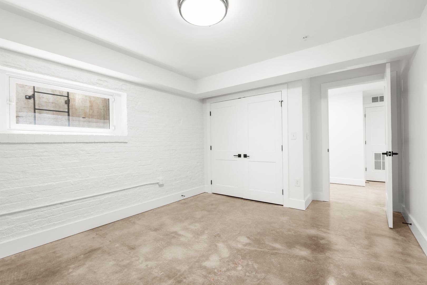 Richmond Apartment: 2033 W Broad St