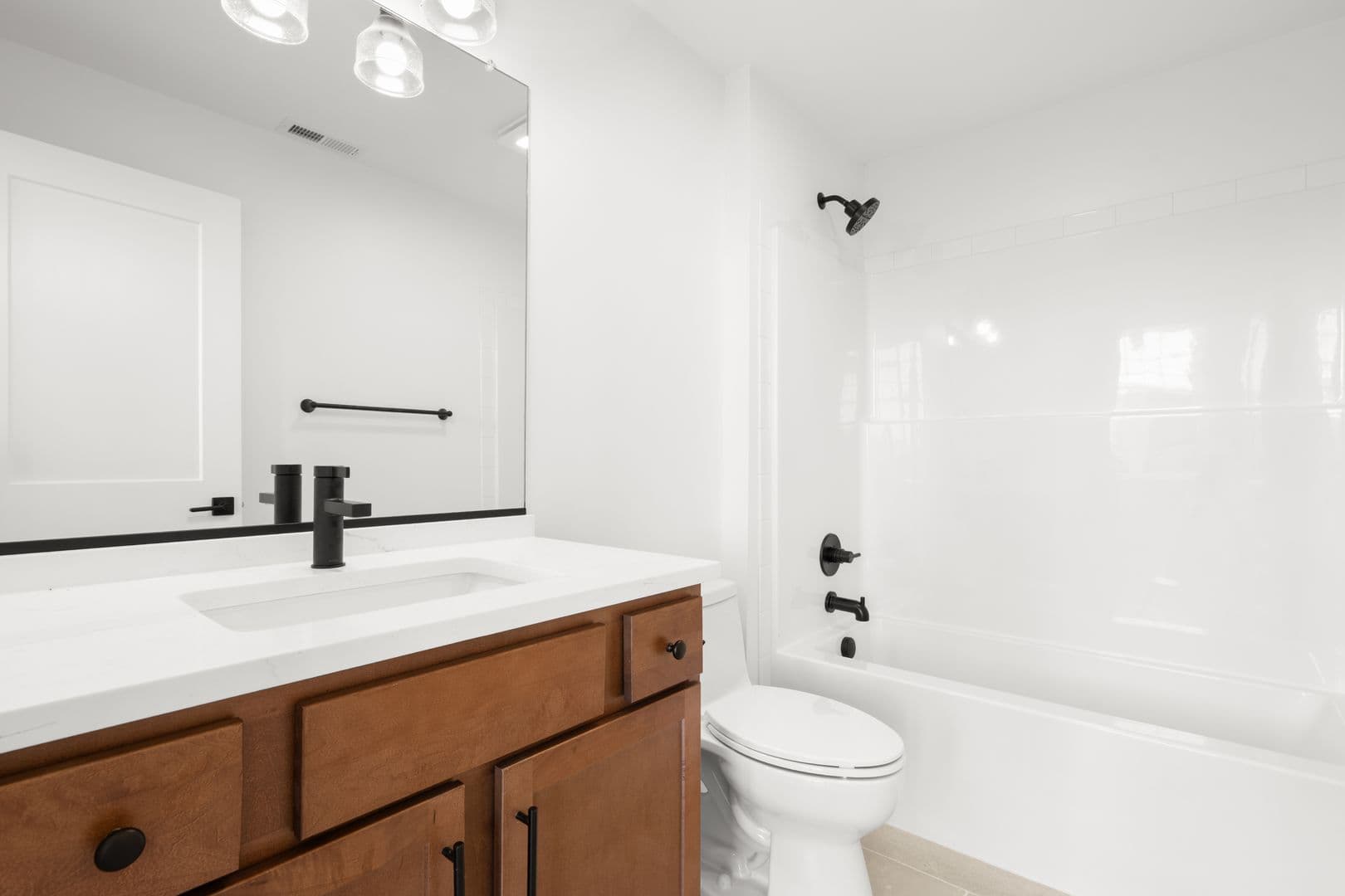 Richmond Apartment: 2033 W Broad St