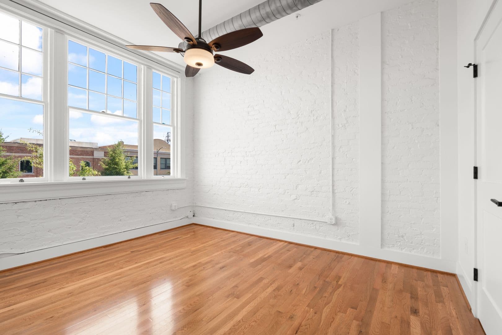 Richmond Apartment: 2033 W Broad St