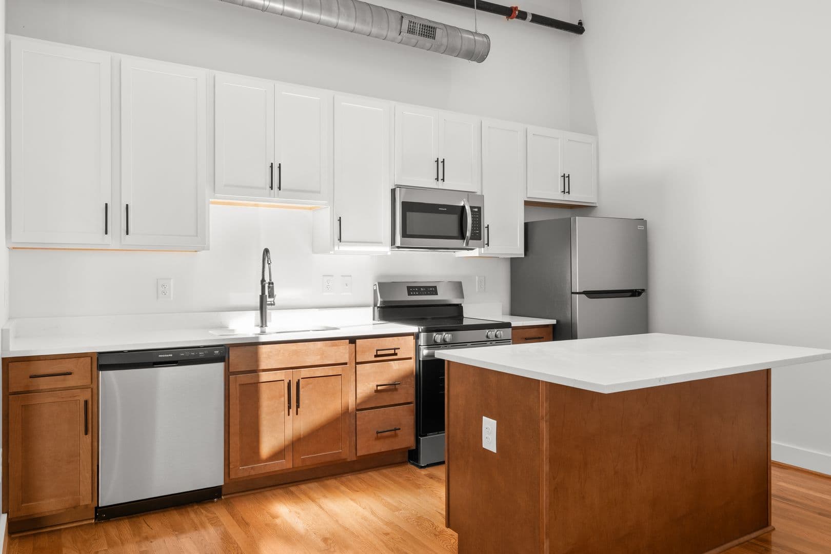 Richmond Apartment: 2033 W Broad St