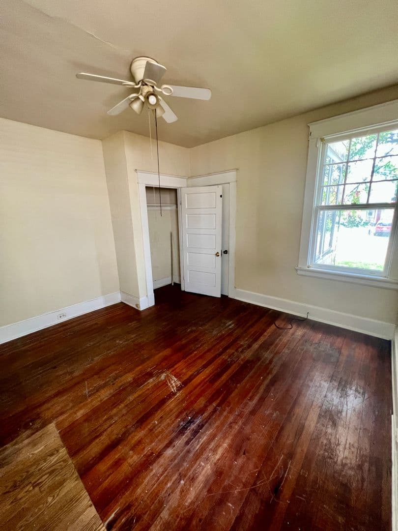 Richmond Apartment: 3310 Barton Ave