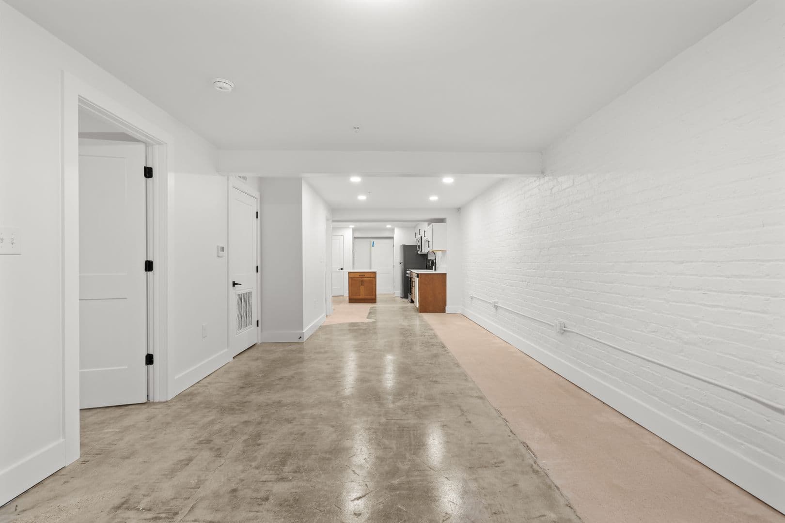 Richmond Apartment: 2033 W Broad St