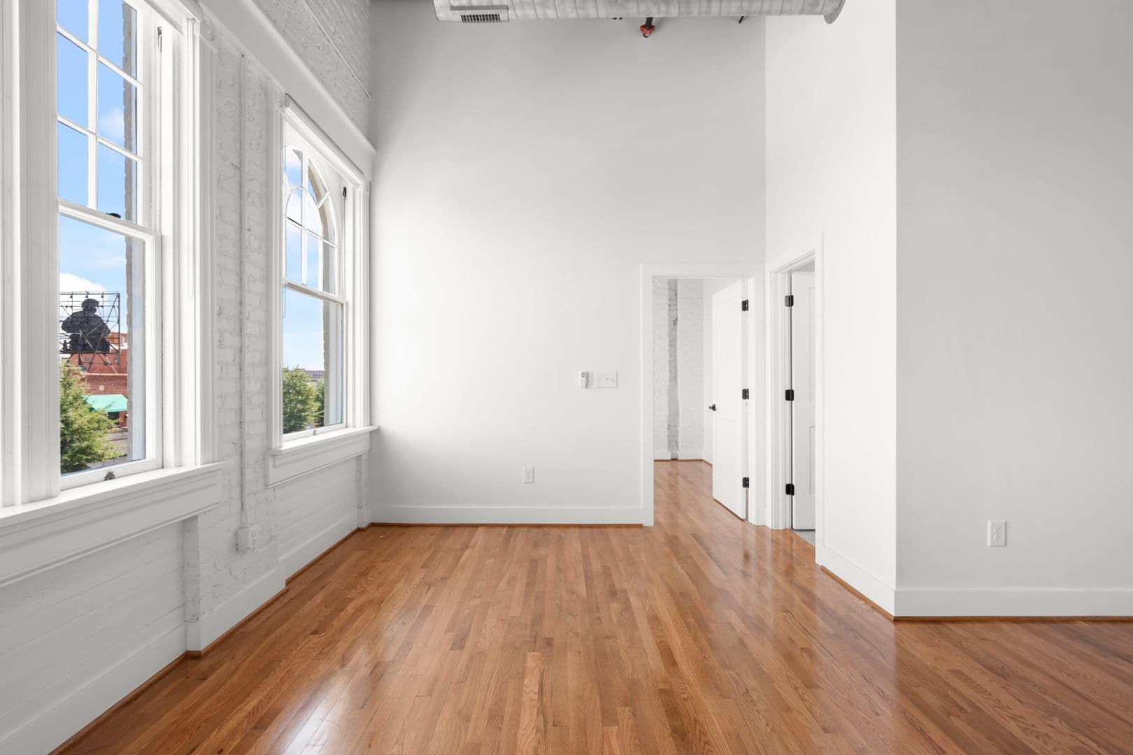 Richmond Apartment: 2033 W Broad St
