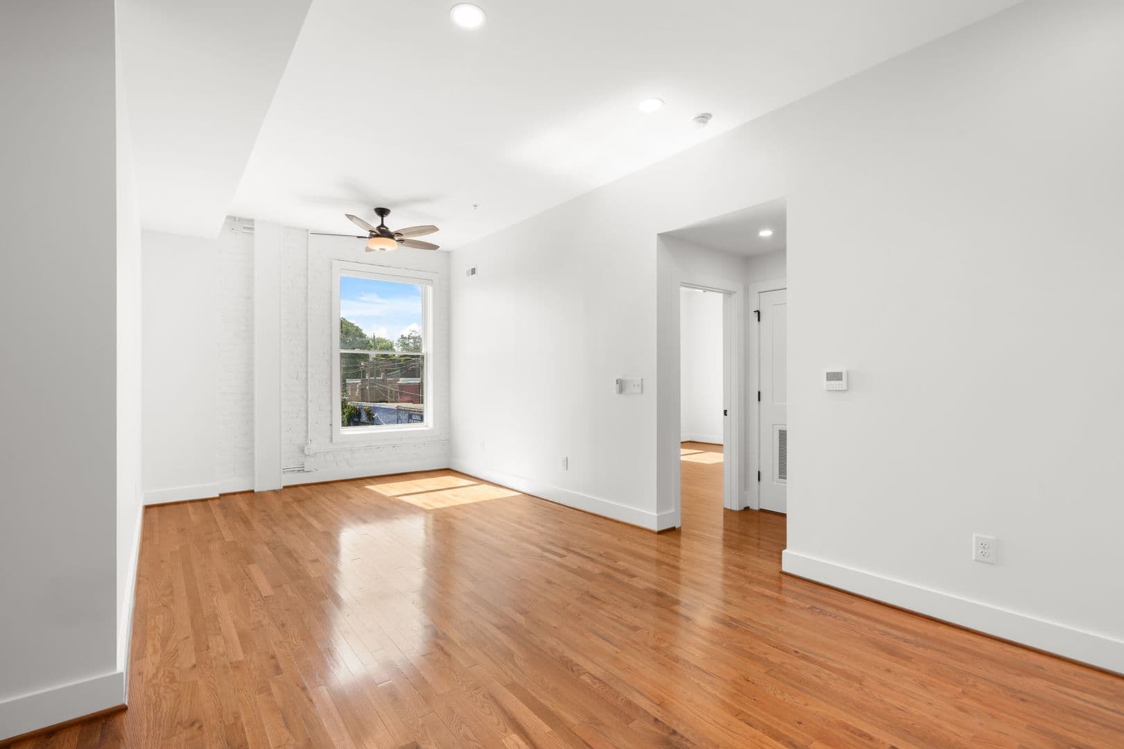 Richmond Apartment: 2033 W Broad St