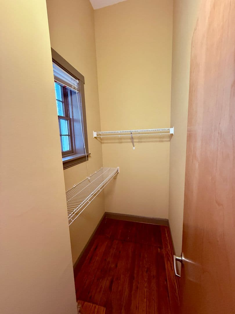 Richmond Apartment: 321 West Franklin Street