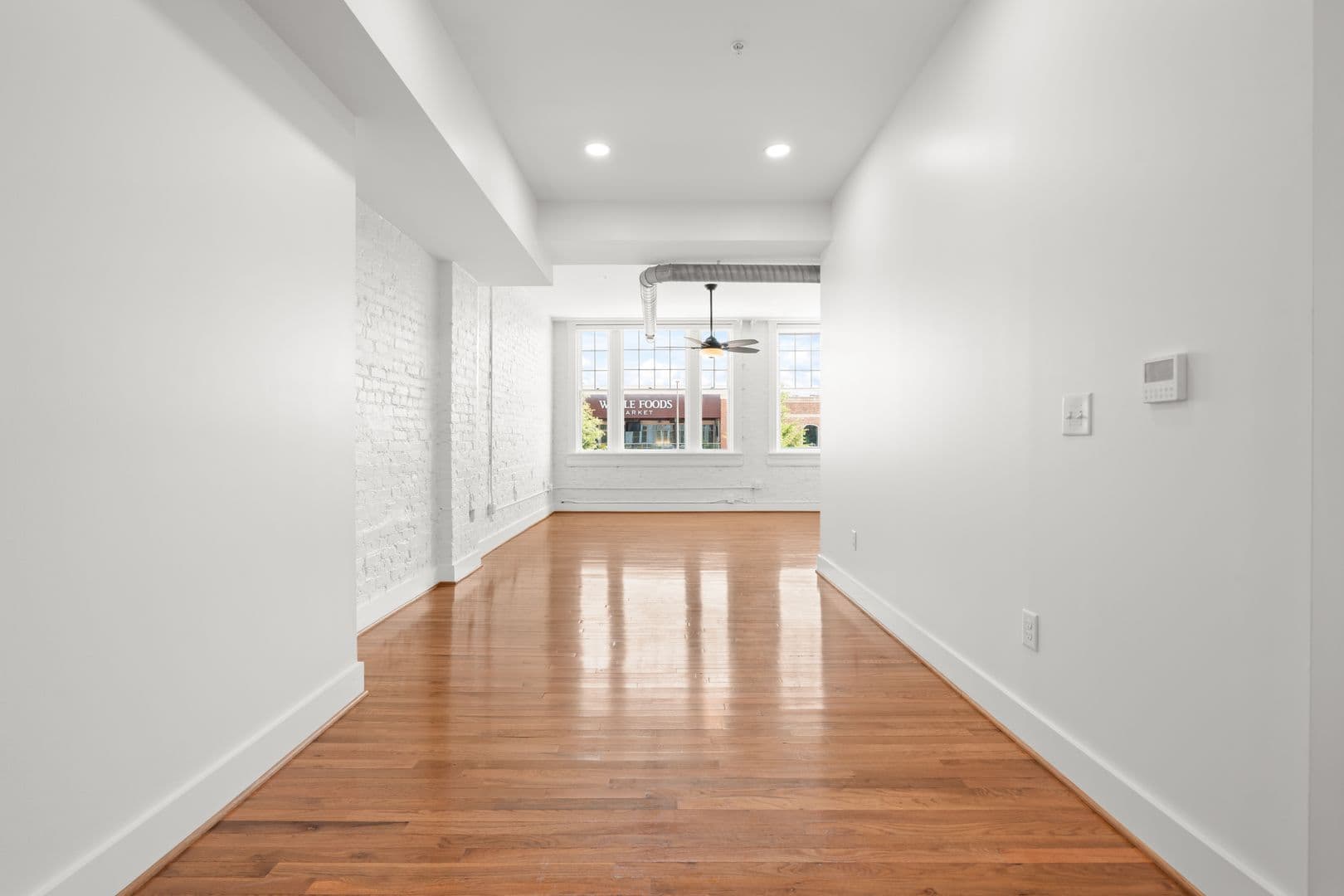Richmond Apartment: 2033 W Broad St