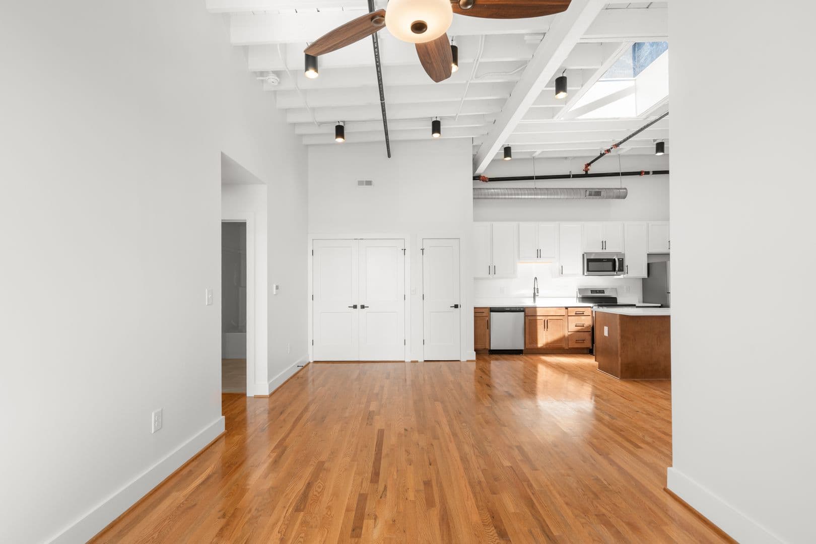 Richmond Apartment: 2033 W Broad St