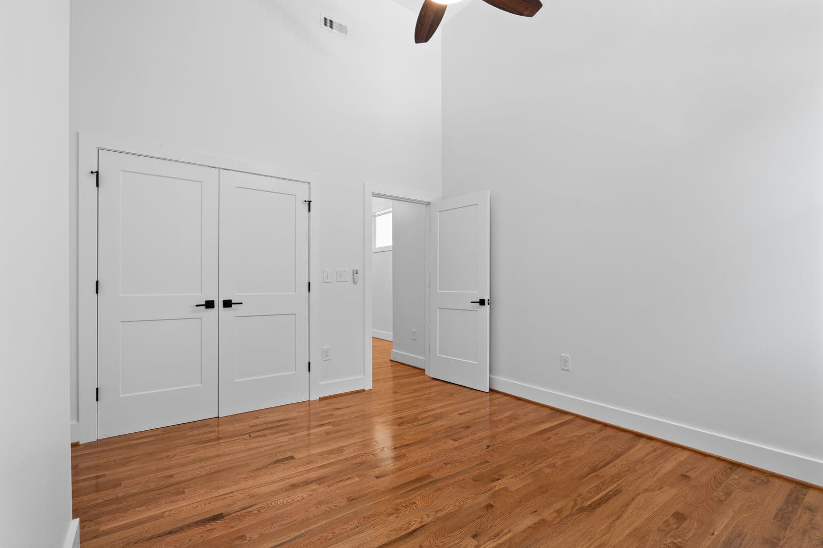 Richmond Apartment: 2033 W Broad St