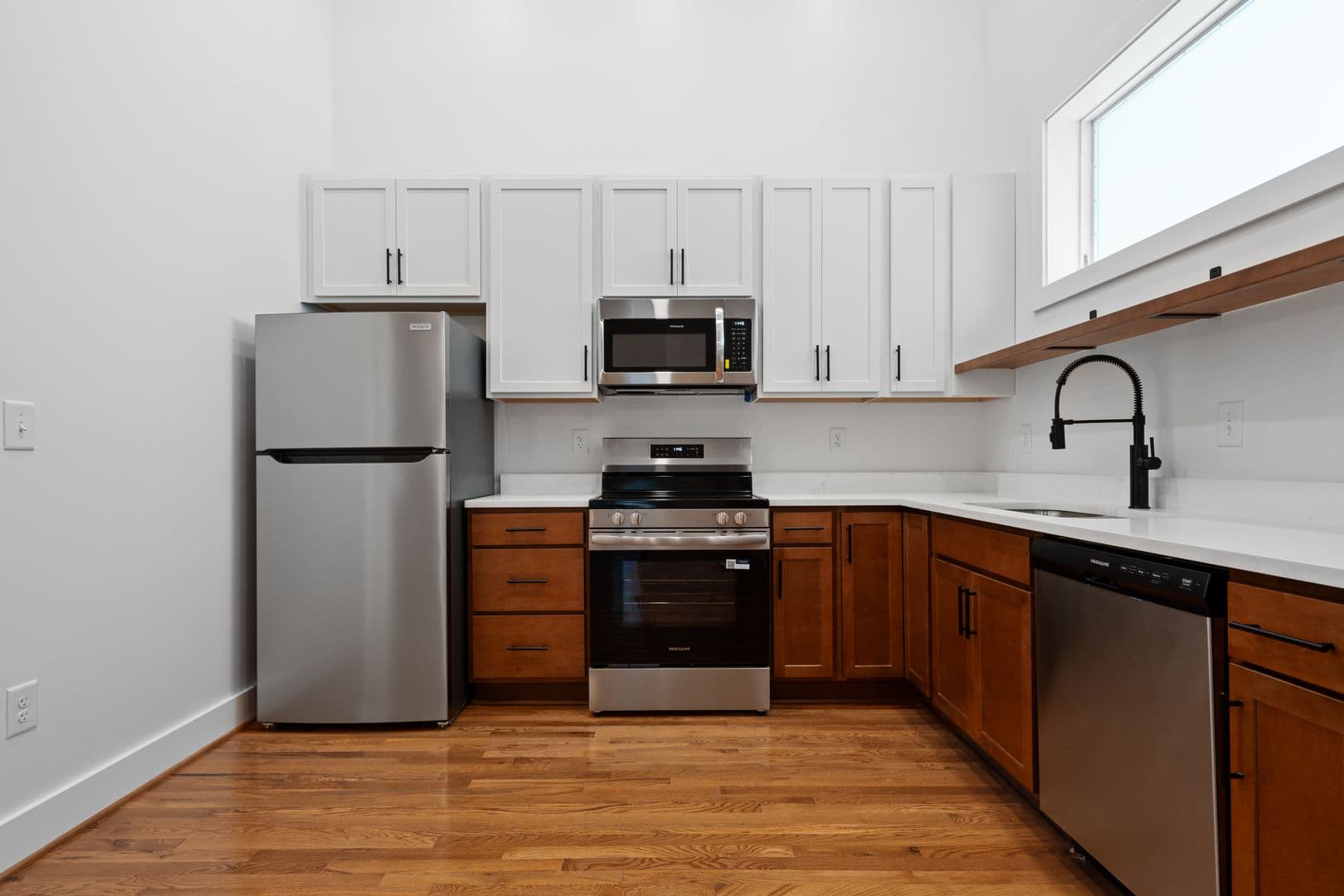 Richmond Apartment: 2033 W Broad St