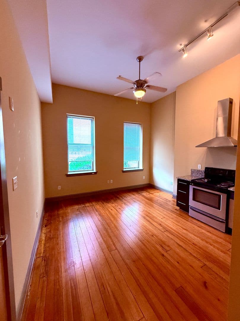 Richmond Apartment: 321 West Franklin Street