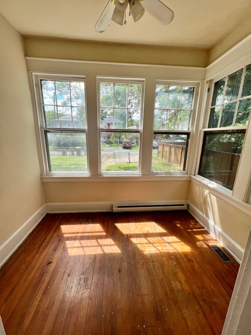 Richmond Apartment: 3310 Barton Ave