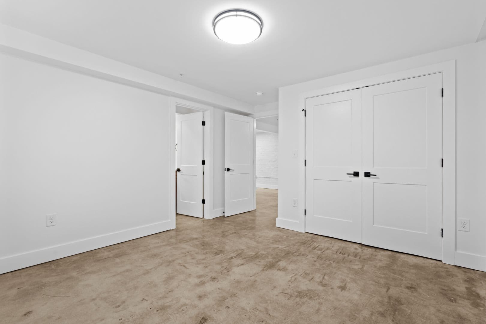 Richmond Apartment: 2033 W Broad St