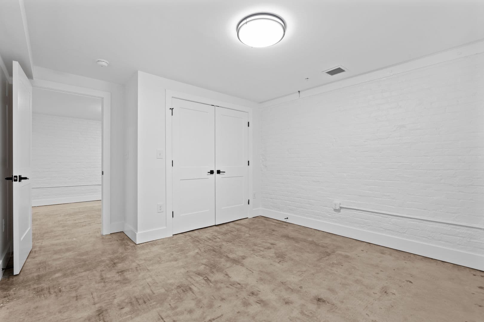Richmond Apartment: 2033 W Broad St